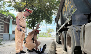 Thành phố Huế: Siết chặt phương tiện chở hàng quá khổ, quá tải