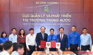 Đoàn Thanh niên Chính phủ đồng hành chương trình 'Sức sống hàng Việt'