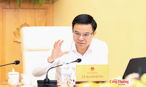 Nâng cao vai trò công tác phát triển thị trường nước ngoài và thương mại đa biên