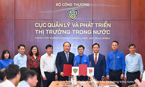 Gắn công tác Đảng với phát triển thị trường nội địa