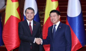 Thủ tướng Lê Minh Hưng hội đàm với Thủ tướng Lào: Quan hệ Việt Nam-Lào là ưu tiên cao nhất trong chính sách đối ngoại