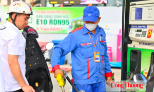 Giá xăng dầu sau 15 giờ ngày 8/10 ra sao?