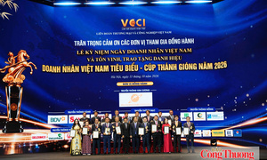 Phó Thủ tướng Thường trực dự lễ tôn vinh doanh nhân Việt Nam tiêu biểu - Cúp Thánh Gióng 2026