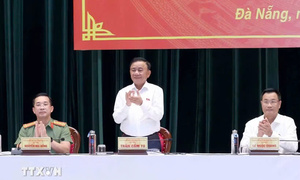 Thường trực Ban Bí thư Trần Cẩm Tú tiếp xúc cử tri tại Đà Nẵng