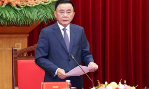 Thường trực Ban Bí thư Trần Cẩm Tú tiếp Đoàn cán bộ cao cấp Đảng Nhân Cách mạng Lào