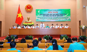 Hà Nội đối thoại với nông dân, tháo gỡ khó khăn về chuyển đổi sinh kế