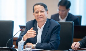 Thị trường trong nước: Bệ đỡ tăng trưởng phải bắt đầu từ sức mua thực