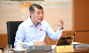 Thủ tướng: Kiên định ổn định kinh tế vĩ mô, quyết liệt giảm chi phí đầu vào