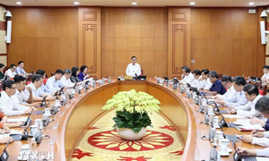 Thường trực Ban Bí thư Trần Cẩm Tú chủ trì sơ kết 1 năm thực hiện Nghị quyết 72-NQ/TW