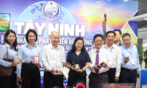 Khai mạc Hội chợ triển lãm sản phẩm công nghiệp nông thôn tiêu biểu Khu vực phía Nam 2026