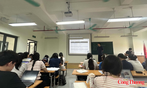 Sinh viên với trách nhiệm tiếp nhận và chia sẻ thông tin tiêu dùng