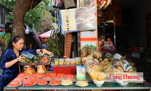 An toàn thực phẩm ở chợ truyền thống: Kiểm soát từ nguồn gốc đến bảo quản