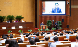 Bộ trưởng Bộ Xây dựng làm rõ quy định trong Luật Kinh doanh bất động sản (sửa đổi)