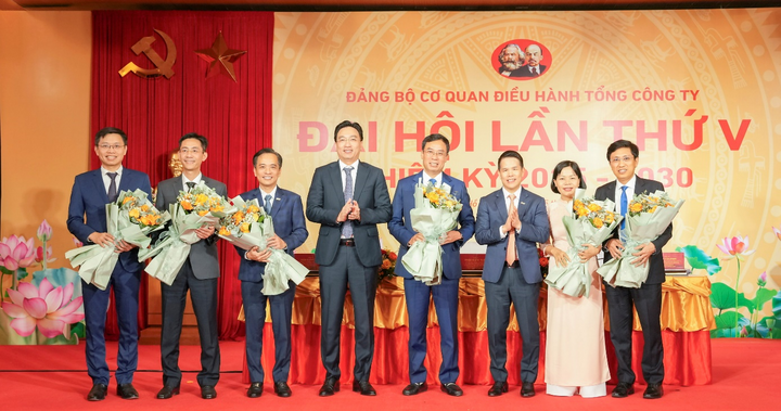 Đảng ủy PV GAS tham dự và chỉ đạo sâu sát các đại hội đảng trực thuộc (Ảnh PV GAS)