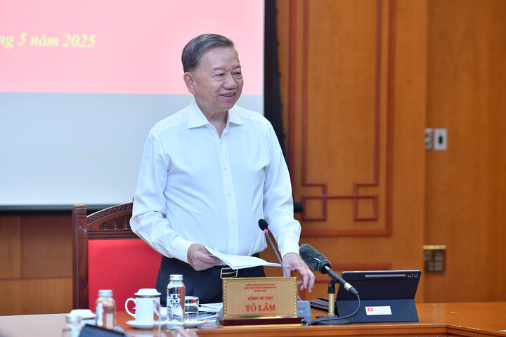Tổng Bí thư Tô Lâm phát biểu tại Phiên họp Thường trực Ban Chỉ đạo Trung ương về phát triển khoa học, công nghệ, đổi mới sáng tạo và chuyển đổi số diễn ra ngày 29/5. Ảnh: Hạnh Nguyên