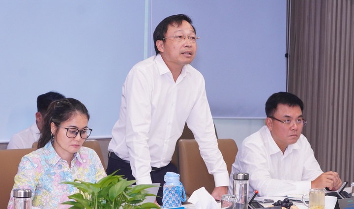 Ông Phan Công Thành, Tổng Giám đốc PVFCCo - Phú Mỹ, thông tin về các kết quả tích cực trong 5 tháng đầu năm. (Ảnh Petrovietnam)