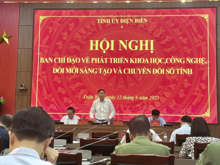 Bí thư Tỉnh ủy Điện Biên Trần Quốc Cường phát biểu chỉ đạo hội nghị. Ảnh: Thu Thủy