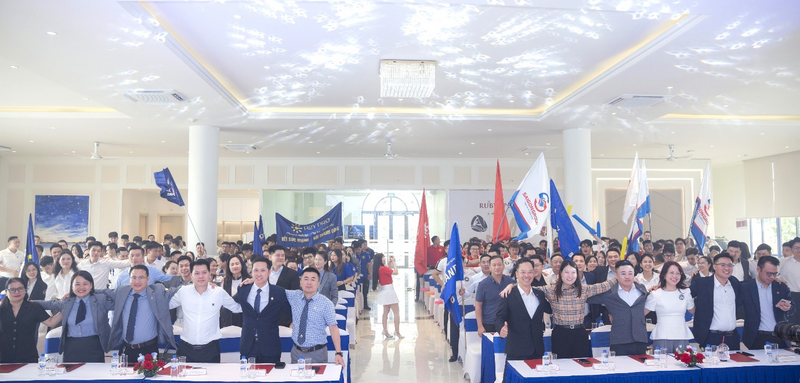 Khí thế hào hứng của đại diện chủ đầu tư, các đại lý phân phối và các chiến binh kinh doanh tại sự kiện