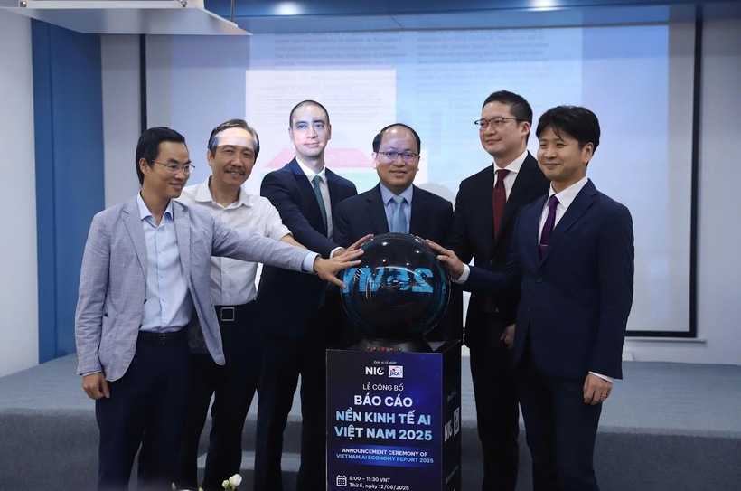 Báo cáo Nền kinh tế AI Việt Nam 2025 được công bố vào sáng 12/6. Ảnh: NH