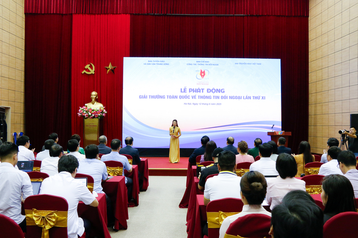 Quang cảnh buổi lễ. Ảnh: Phong Lâm