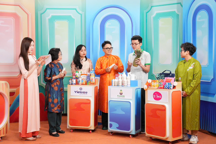 Phiên livestream kết hợp giữa talkshow – gameshow – bán hàng