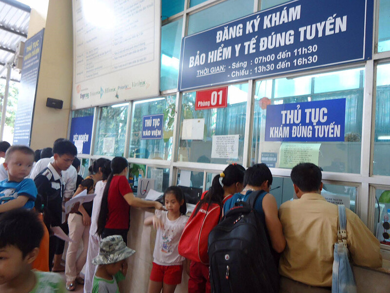 Người dân khám bảo hiểm y tế. Ảnh minh họa