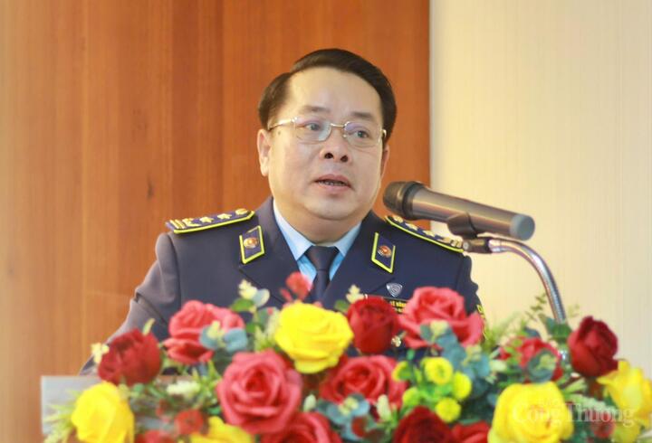 Ông Lê Hồng Hà, Chi Cục trưởng Chi cục Quản lý thị trường Gia Lai phát biểu tại hội nghị. Ảnh: Hiền Mai