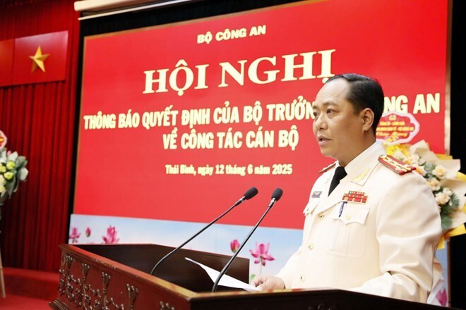 Đại tá Phạm Mạnh Hùng - Phó Cục trưởng Cục An ninh kinh tế, Bộ Công an phát biểu tại hội nghị. Ảnh: Công an tỉnh Thái Bình