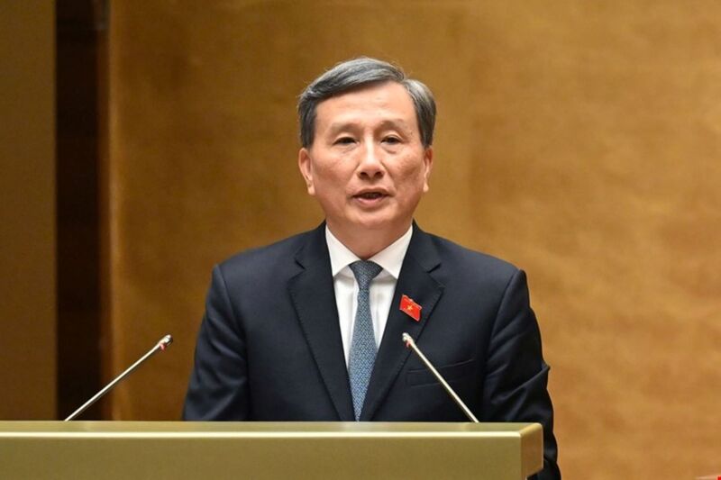 Chủ nhiệm Ủy ban Khoa học, Công nghệ và Môi trường Lê Quang Huy trình bày Báo cáo giải trình, tiếp thu, chỉnh lý dự thảo Luật sửa đổi, bổ sung một số điều của Luật Tiêu chuẩn và quy chuẩn kỹ thuật. Ảnh: QH