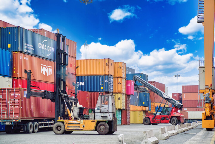 Báo cáo Phát triển bền vững doanh nghiệp của EU đang tạo ra những thách thức cho doanh nghiệp ngành logistics Việt Nam. Ảnh minh họa
