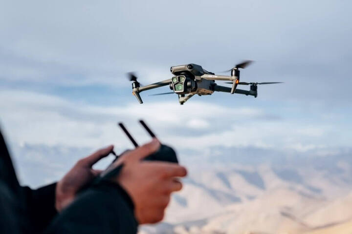 Truy tìm người điều khiển flycam xâm nhập trái phép tại sân bay Thọ Xuân. Ảnh minh họa