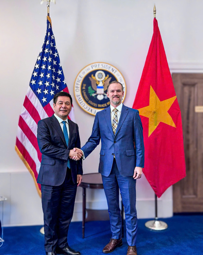 Trong khuôn khổ vòng đàm phán lần thứ 3, ngày 13/6, Bộ trưởng Nguyễn Hồng Diên đã có phiên đàm phán với Đại sứ Jamieson Greer, Trưởng Đại diện Thương mại Hoa Kỳ.