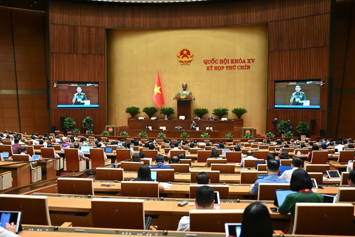 Chiều 16/6/2025, Quốc hội Thảo luận ở hội trường về dự án Luật Tham gia lực lượng gìn giữ hòa bình của Liên hợp quốc. Ảnh: VPQH