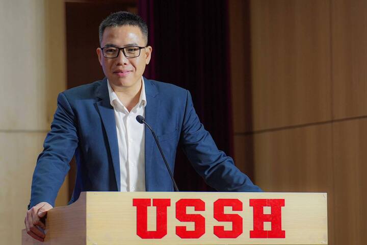 TS. Phan Văn Kiền, Viện trưởng Viện Đào tạo Báo chí và Truyền thông, Trường Đại học Khoa học Xã hội và Nhân văn (Đại học Quốc gia Hà Nội). Ảnh: USSH