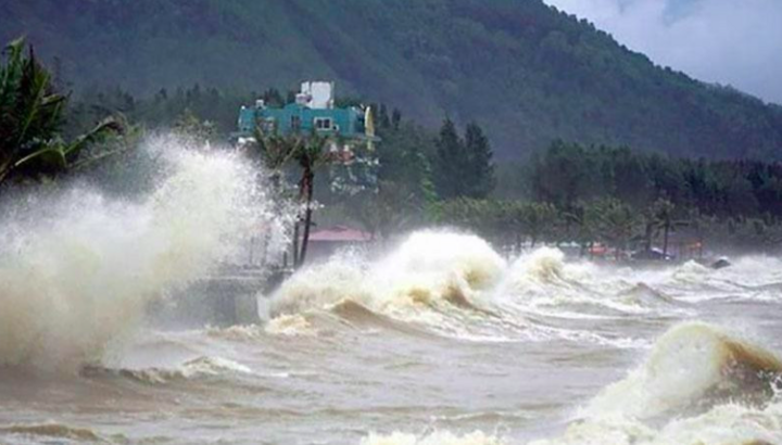 Thời tiết biển hôm nay 17/6/2025, dự báo khu vực Vịnh Bắc Bộ có lốc xoáy. Ảnh minh hoạ