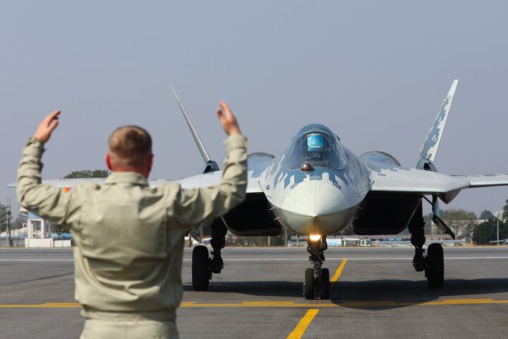 Ấn Độ đang quan tâm tới máy bay Su-57 của Nga. Ảnh: TASS