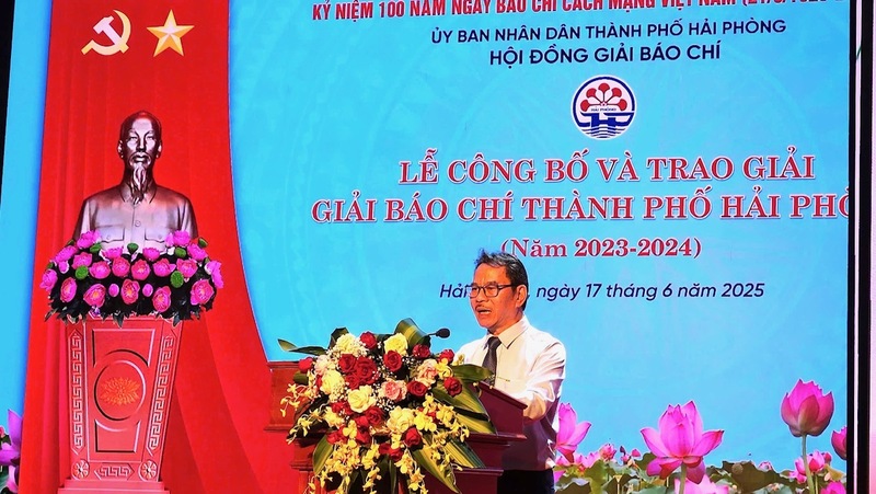 Ông Nguyễn Anh Tú, Chủ tịch Hội Nhà báo Hải Phòng phát biểu
