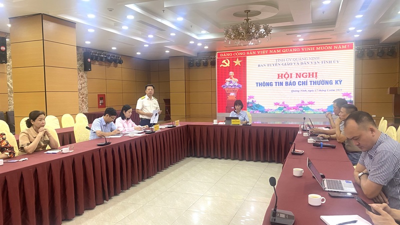 Lãnh đạo Chi cục Thuế khu vực III thông tin về một số chính sách thuế mới 2025