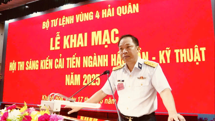 Đại tá Đỗ Minh phát biểu chỉ đạo tại hội thi. Ảnh: Minh Châu