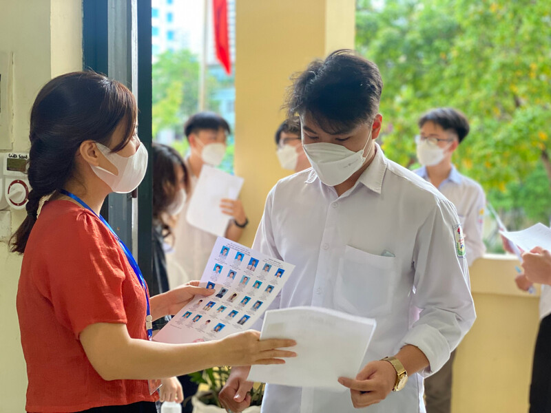 Kỳ thi tốt nghiệp trung học phổ thông 2025 được tổ chức trong bối cảnh nhiều địa phương tổ chức sắp xếp đơn vị hành chính theo Nghị quyết 202. Ảnh: Văn Hưng