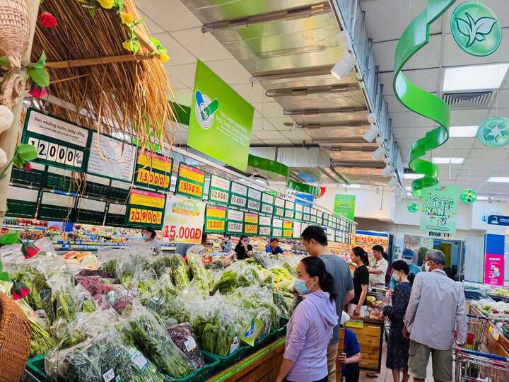Chương trình Gia đình Việt - Đại sứ xanh thu hút khách hàng đến Co.opmart.