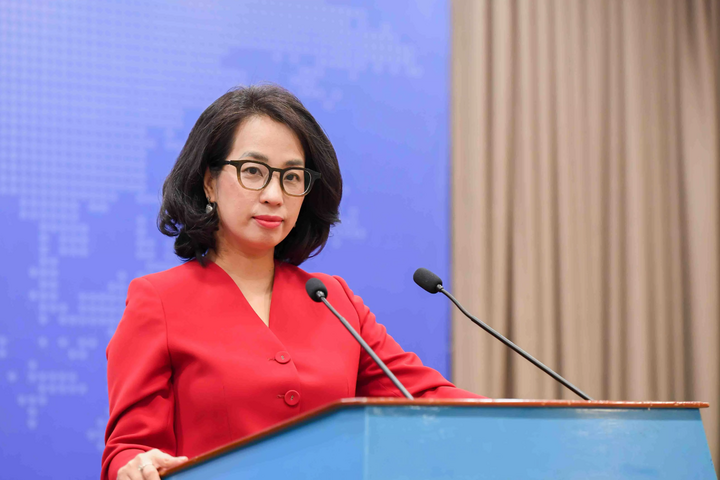 Người phát ngôn Bộ Ngoại giao Phạm Thu Hằng