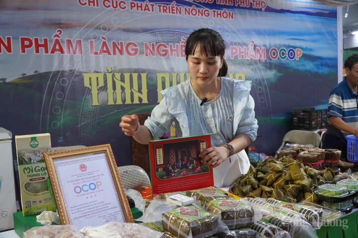Sự kiện quy tụ các gian hàng cùng các sản phẩm OCOP của các tỉnh, thành phố trên cả nước.