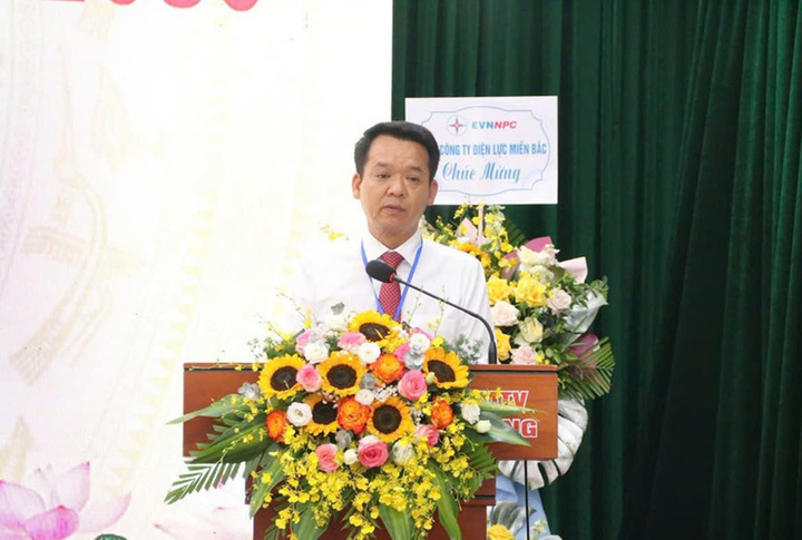 Đồng chí Nguyễn Hữu Hưởng, Bí thư Đảng ủy, Chủ tịch kiêm Giám đốc PC Hải Phòng.