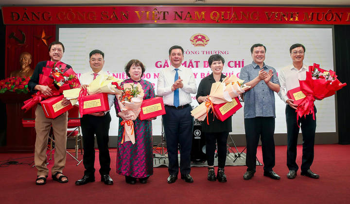 Các cơ quan báo chí, truyền thông thuộc Bộ Công Thương nhận thức rõ trách nhiệm, cần phải có sự chuyển mình mạnh mẽ và toàn diện, đồng thời xác lập tinh thần trách nhiệm cao trước hành trình phía trước.