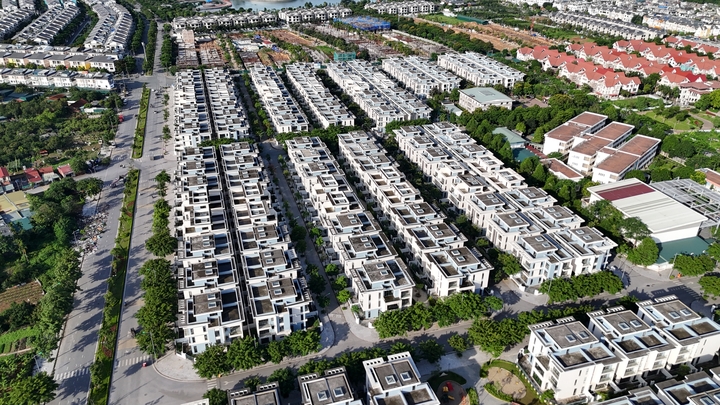 Dự án Khu đô thị Dương Nội được khởi công từ năm 2008 với tổng mức đầu tư ban đầu hơn 7.600 tỷ đồng