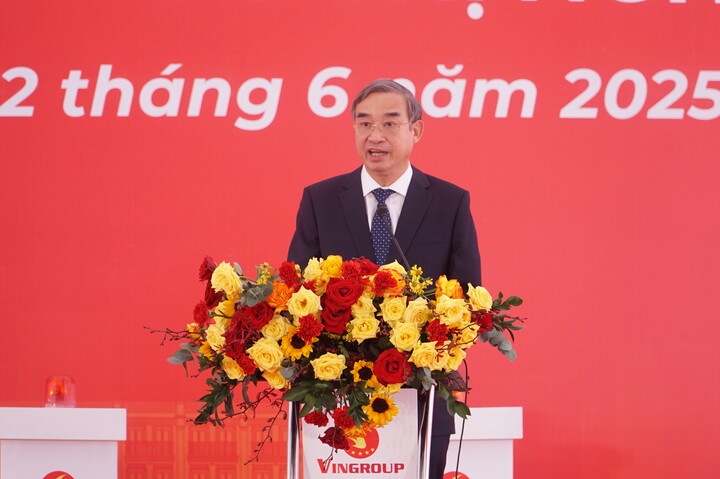 Chủ tịch UBND thành phố Đà Nẵng kỳ vọng dự án sẽ là biểu tượng của sự phát triển bền vững và thịnh vượng (Ảnh: Vũ Lê)