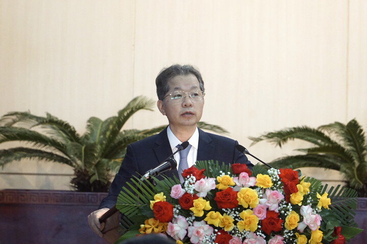 Bí thư Thành ủy Đà Nẵng Nguyễn Văn Quảng phát biểu tại kỳ họp. Ảnh: Vũ Lê