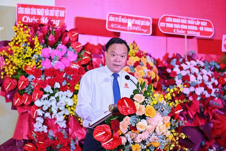 Bí thư Đảng ủy, Tổng Giám đốc Công ty Casumina Nguyễn Đình Khoát phát biểu.