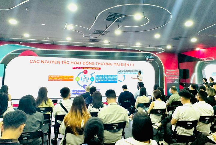 Sự kiện thu hút sự quan tâm rộng rãi từ cộng đồng thương mại điện tử, với sự tham gia của hơn 700 nhà bán hàng và nhà sáng tạo tiếp thị liên kết